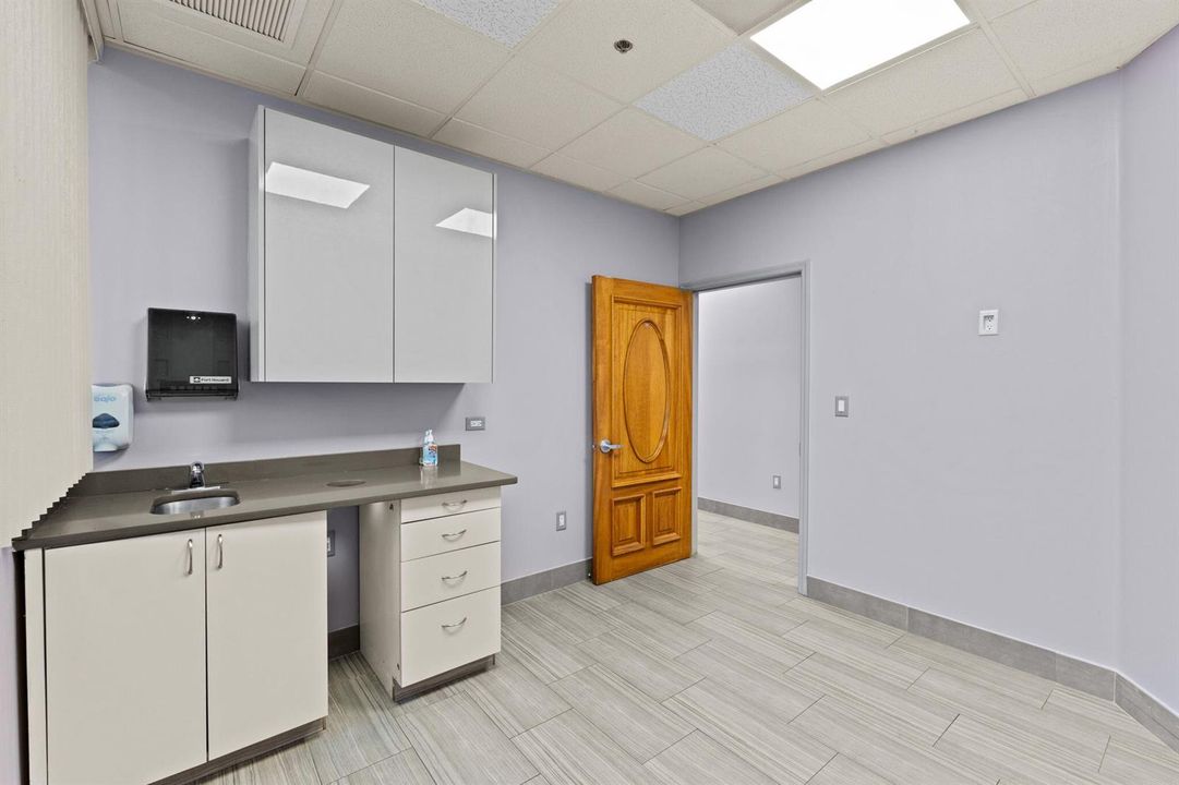 28-web-or-mls-A7404888