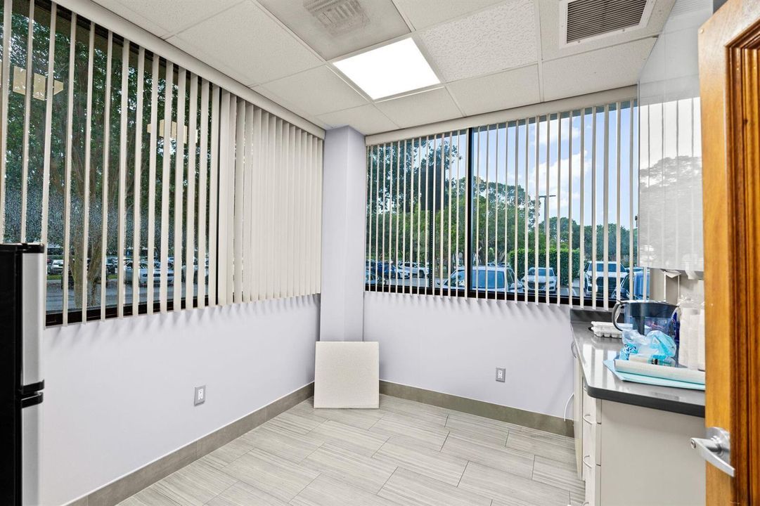 23-web-or-mls-A7404873