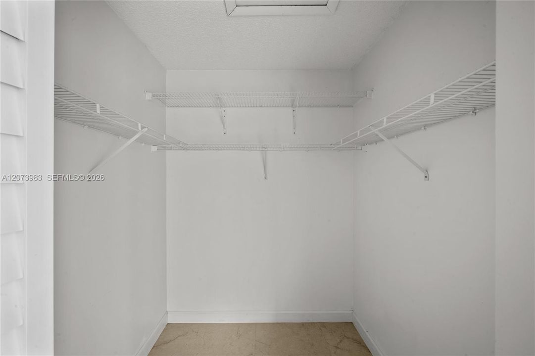 For Rent: $2,250 (3 beds, 2 baths, 1050 Square Feet)