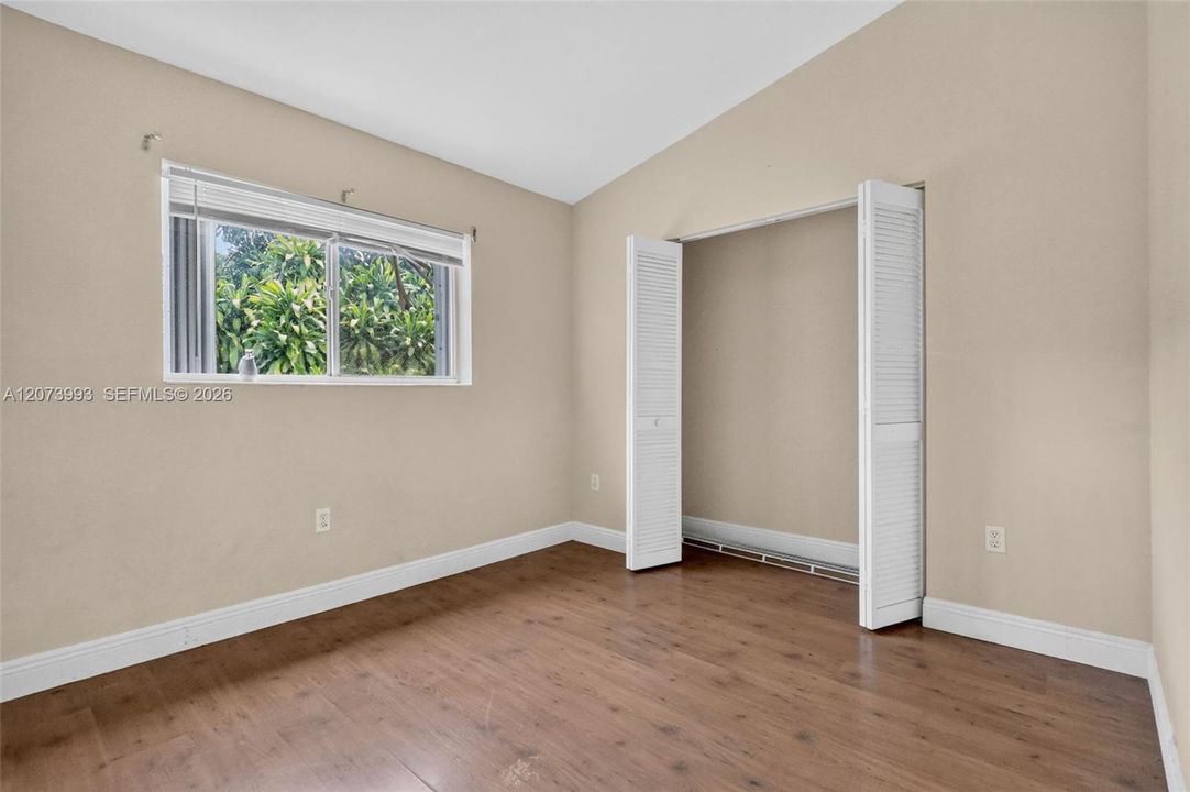 For Sale: $399,900 (3 beds, 2 baths, 1449 Square Feet)