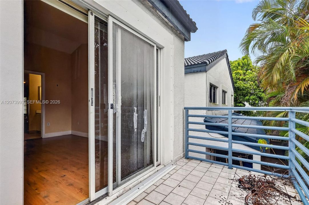 For Sale: $399,900 (3 beds, 2 baths, 1449 Square Feet)