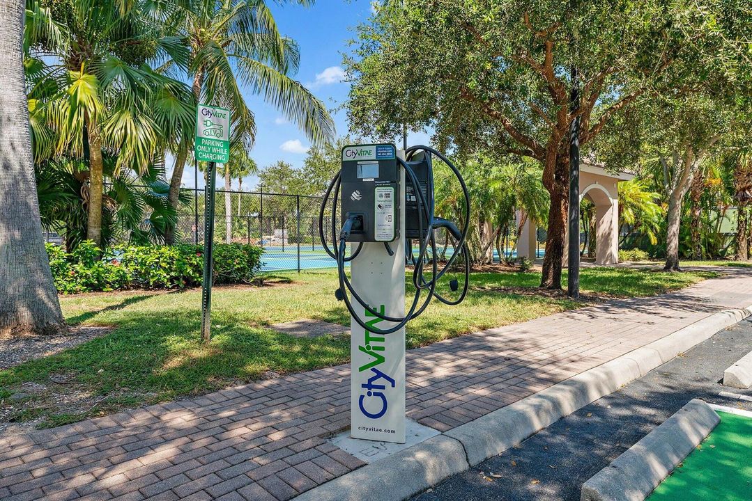 071-3020AlcazarPl-106-PalmBeachGardens-S