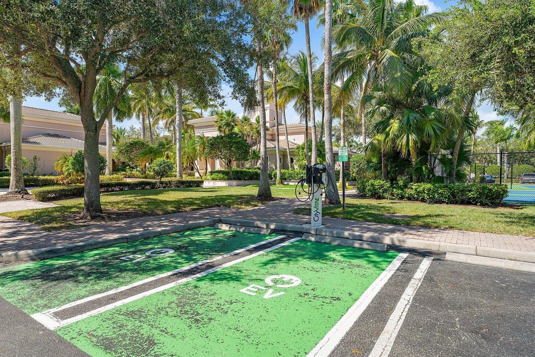 070-3020AlcazarPl-106-PalmBeachGardens-S