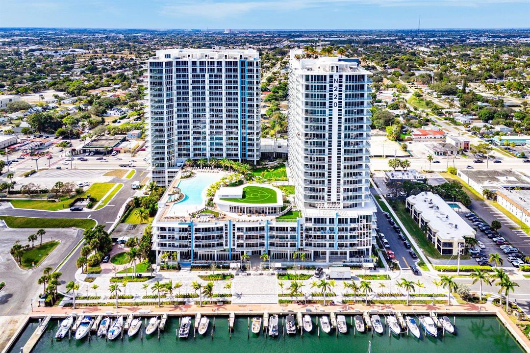 069-220LakeShoreDrive-1107-LakePark-FL-3