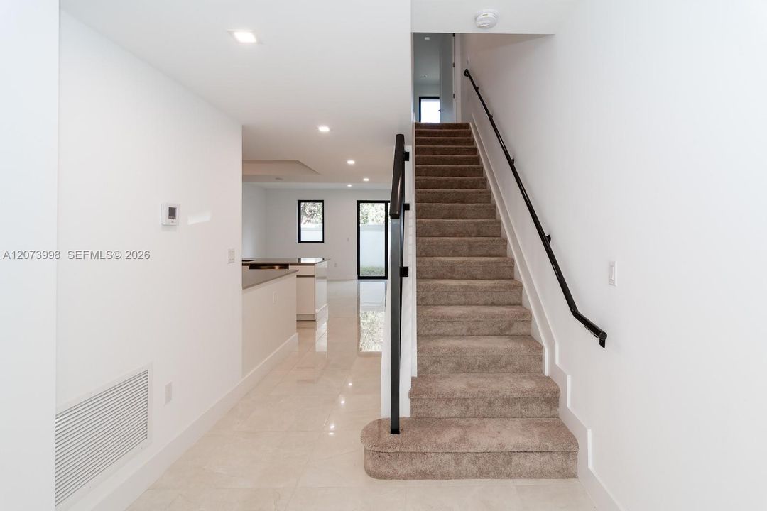 For Sale: $599,000 (3 beds, 2 baths, 1582 Square Feet)