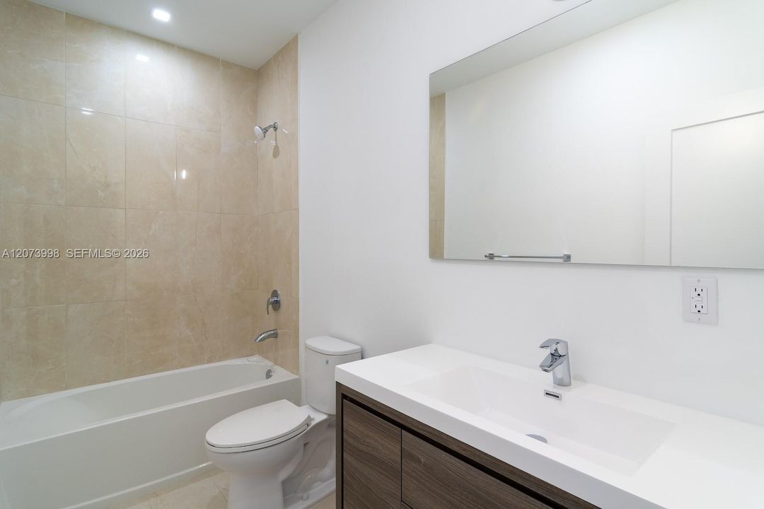 For Sale: $599,000 (3 beds, 2 baths, 1582 Square Feet)