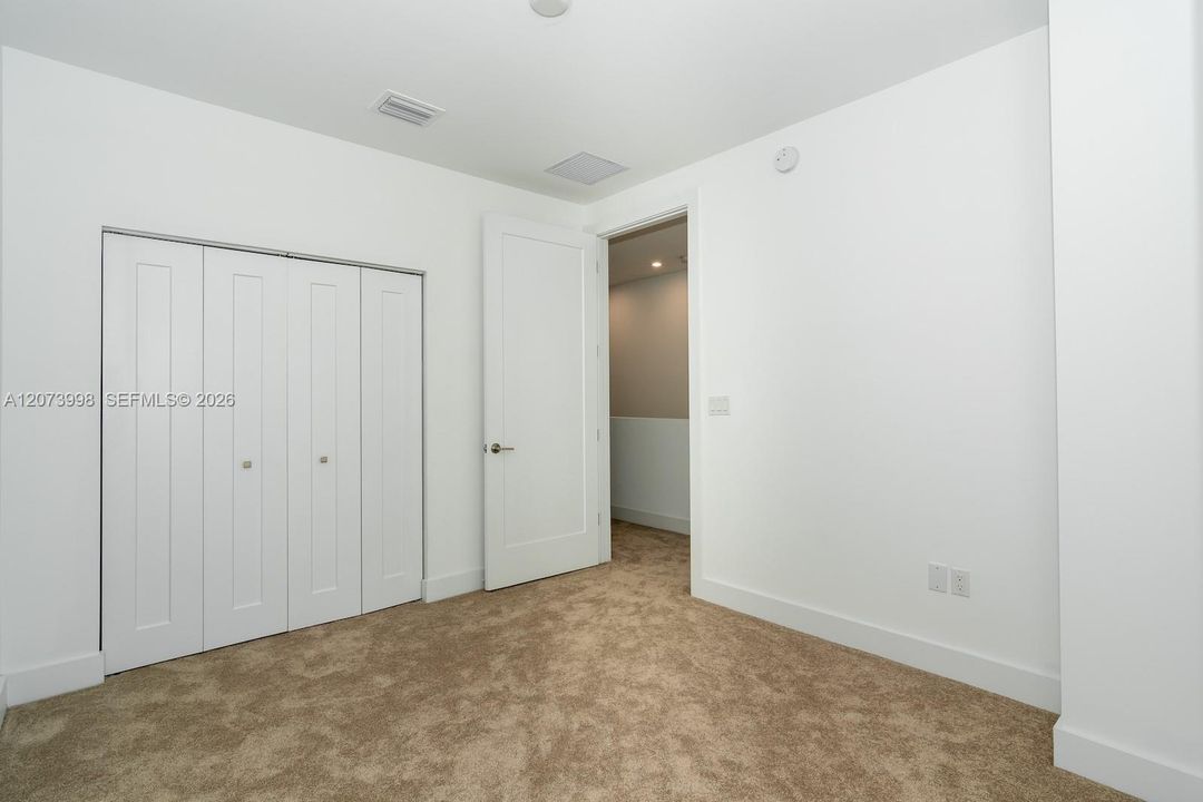 For Sale: $599,000 (3 beds, 2 baths, 1582 Square Feet)