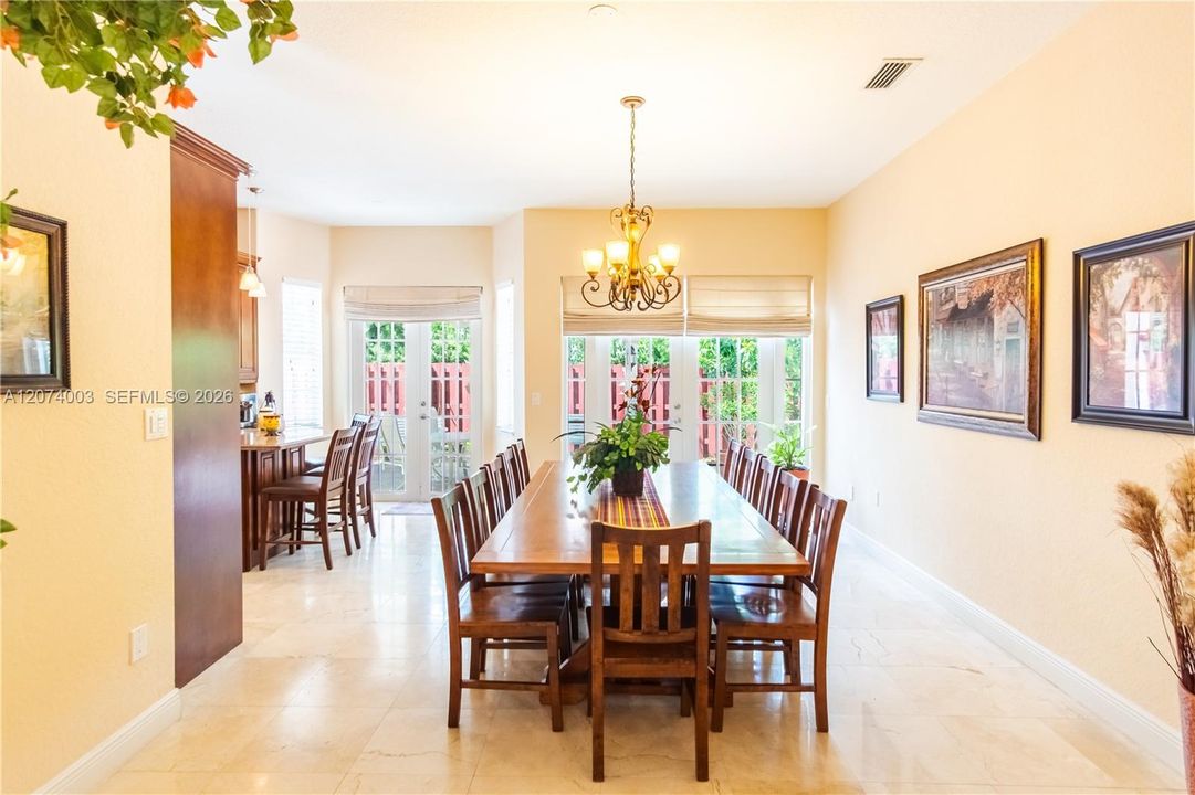 For Sale: $1,050,000 (4 beds, 2 baths, 2178 Square Feet)