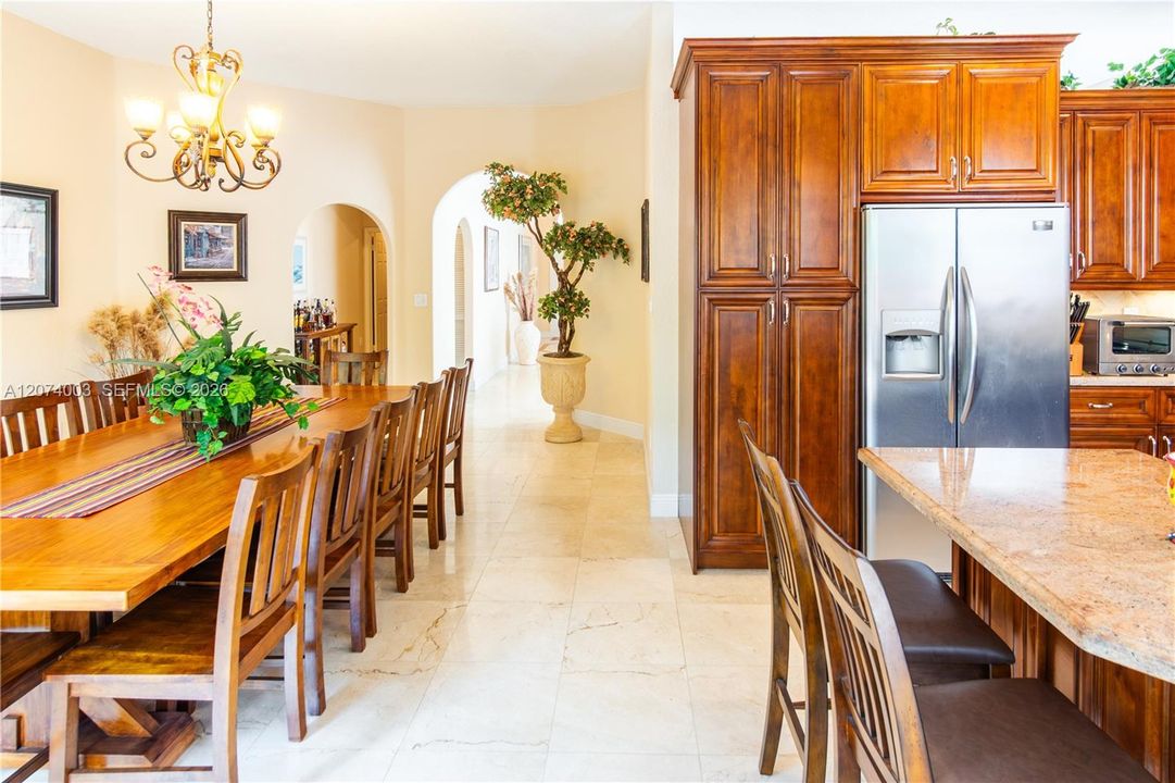 For Sale: $1,050,000 (4 beds, 2 baths, 2178 Square Feet)
