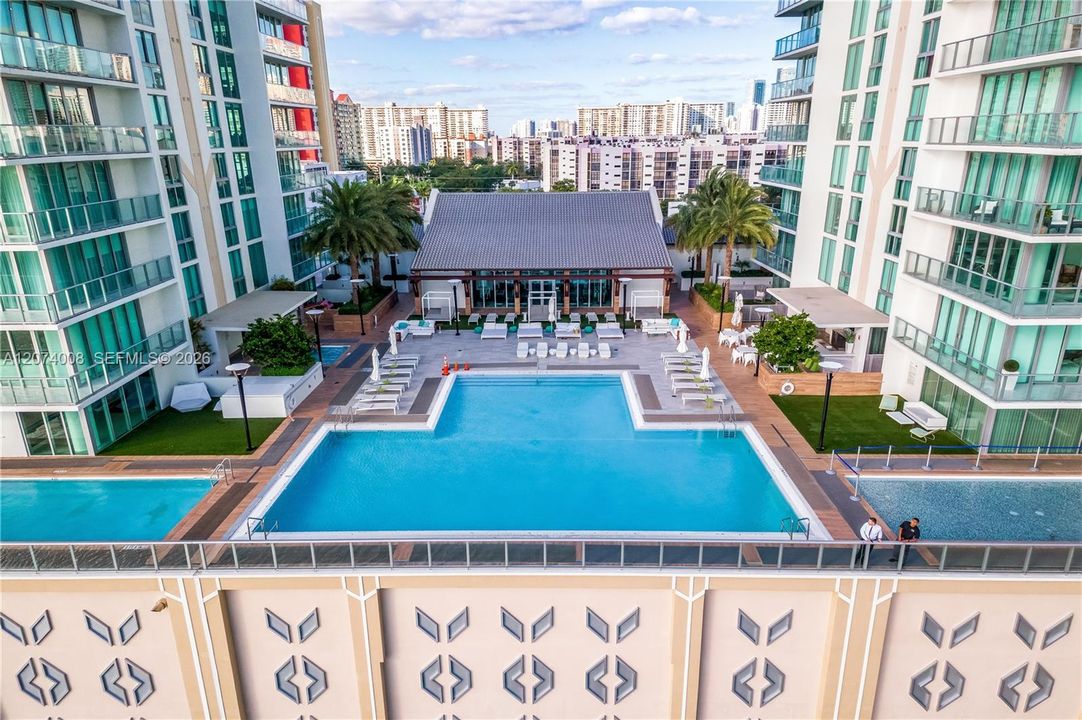 For Sale: $3,300,000 (4 beds, 4 baths, 3296 Square Feet)