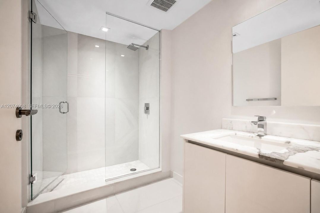 For Sale: $3,300,000 (4 beds, 4 baths, 3296 Square Feet)