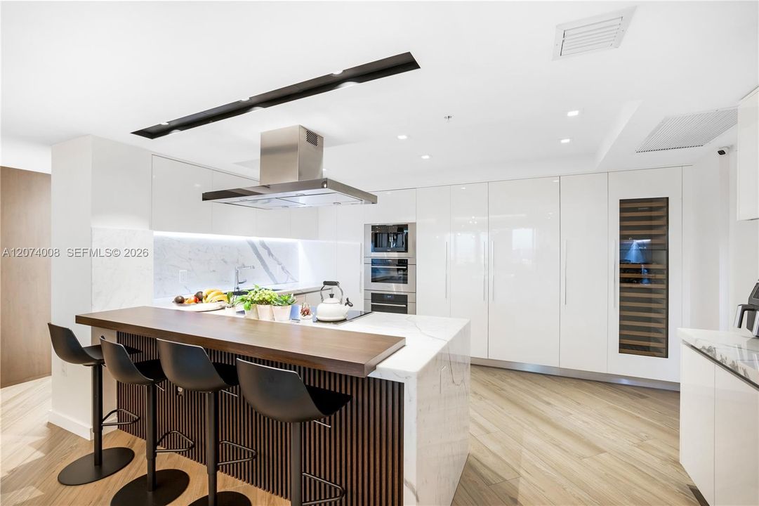 For Sale: $3,300,000 (4 beds, 4 baths, 3296 Square Feet)