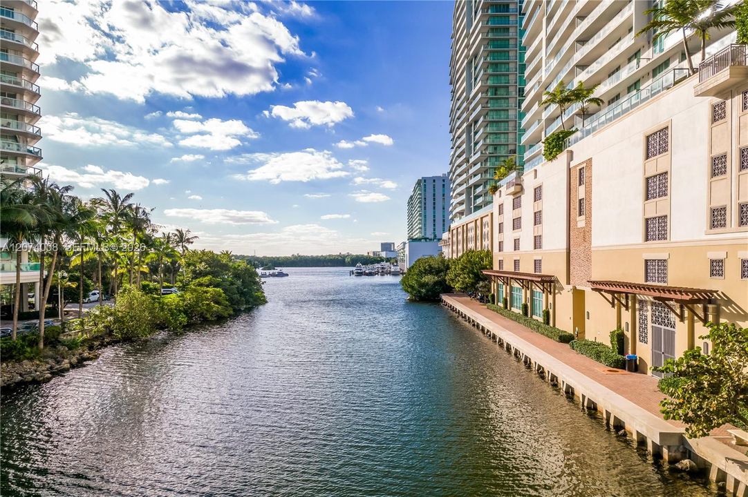 For Sale: $3,300,000 (4 beds, 4 baths, 3296 Square Feet)