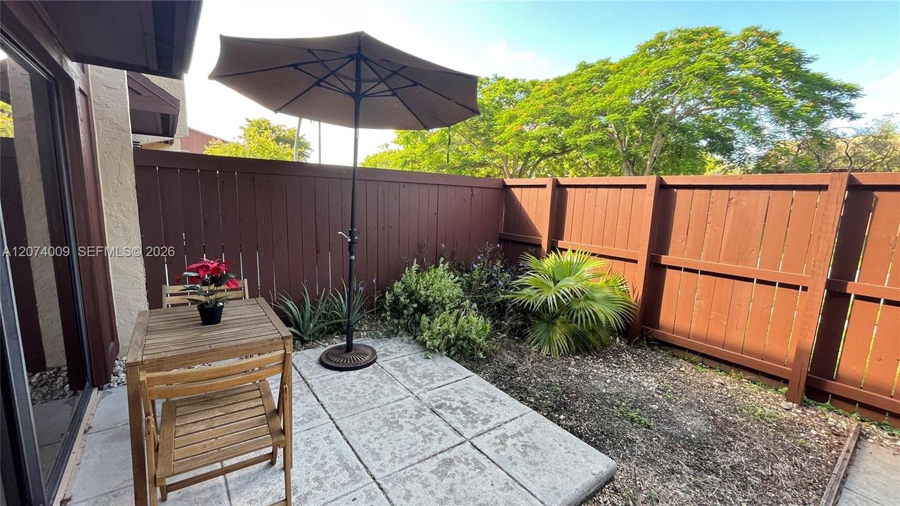 For Sale: $395,000 (3 beds, 2 baths, 1575 Square Feet)