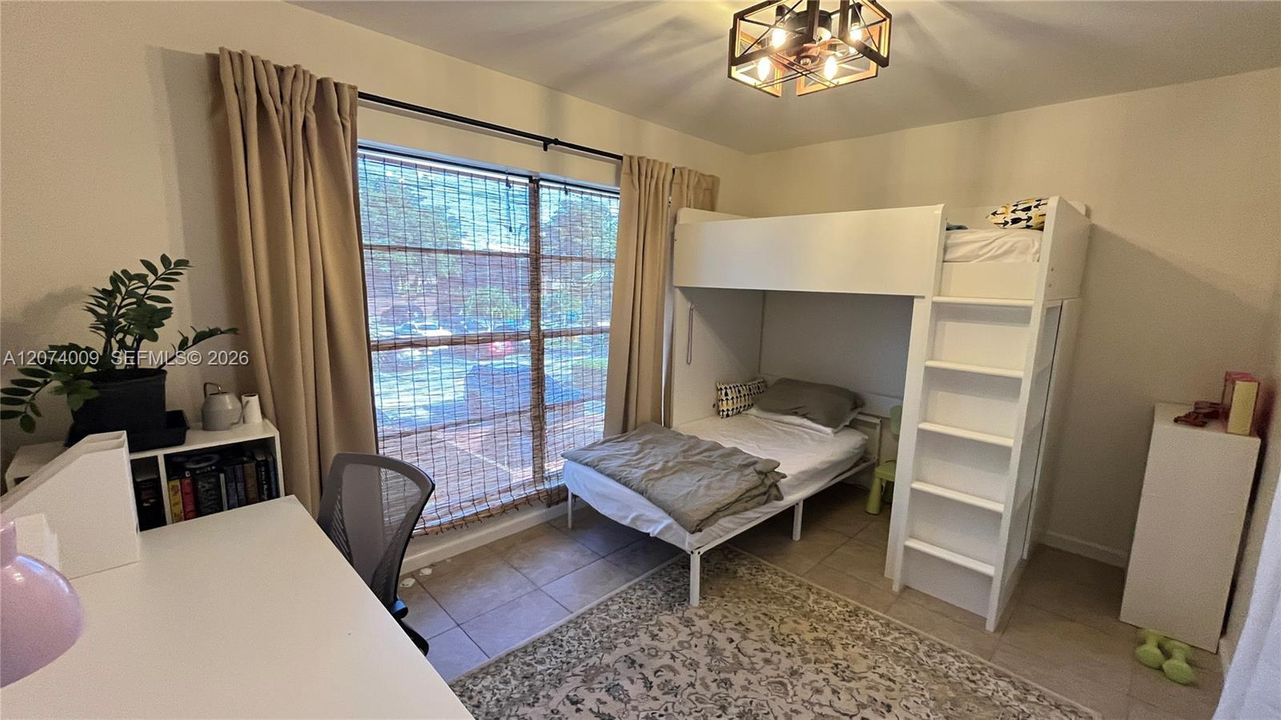 For Sale: $395,000 (3 beds, 2 baths, 1575 Square Feet)