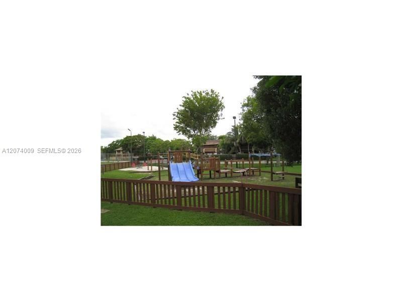 For Sale: $395,000 (3 beds, 2 baths, 1575 Square Feet)
