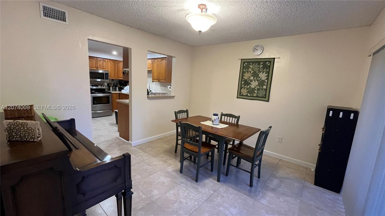 For Sale: $395,000 (3 beds, 2 baths, 1575 Square Feet)