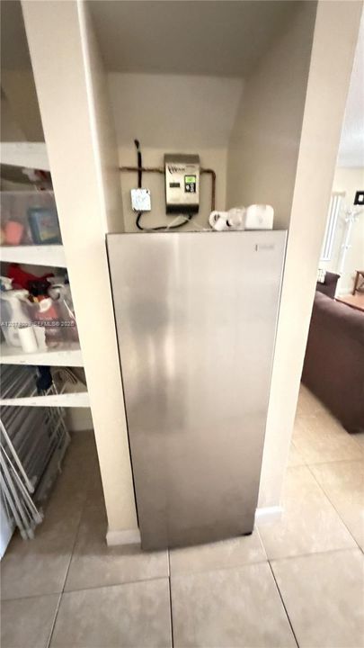 For Sale: $395,000 (3 beds, 2 baths, 1575 Square Feet)