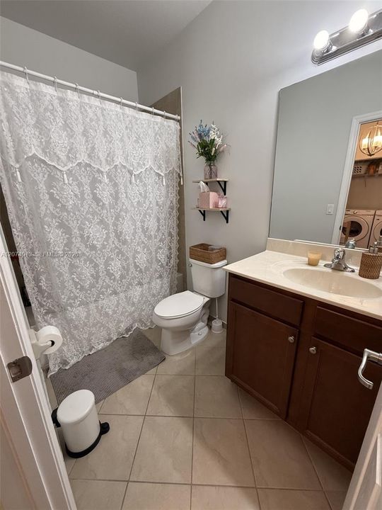 For Sale: $475,000 (3 beds, 2 baths, 1587 Square Feet)