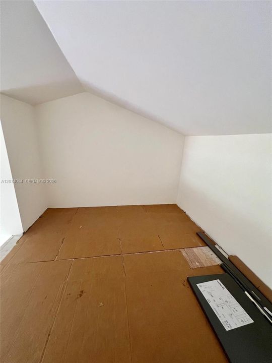 For Sale: $490,999 (2 beds, 1 baths, 1152 Square Feet)