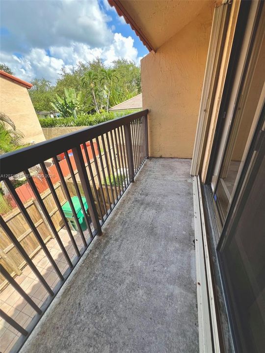 For Sale: $490,999 (2 beds, 1 baths, 1152 Square Feet)