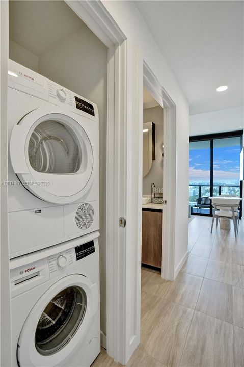 For Rent: $5,000 (1 beds, 1 baths, 435 Square Feet)