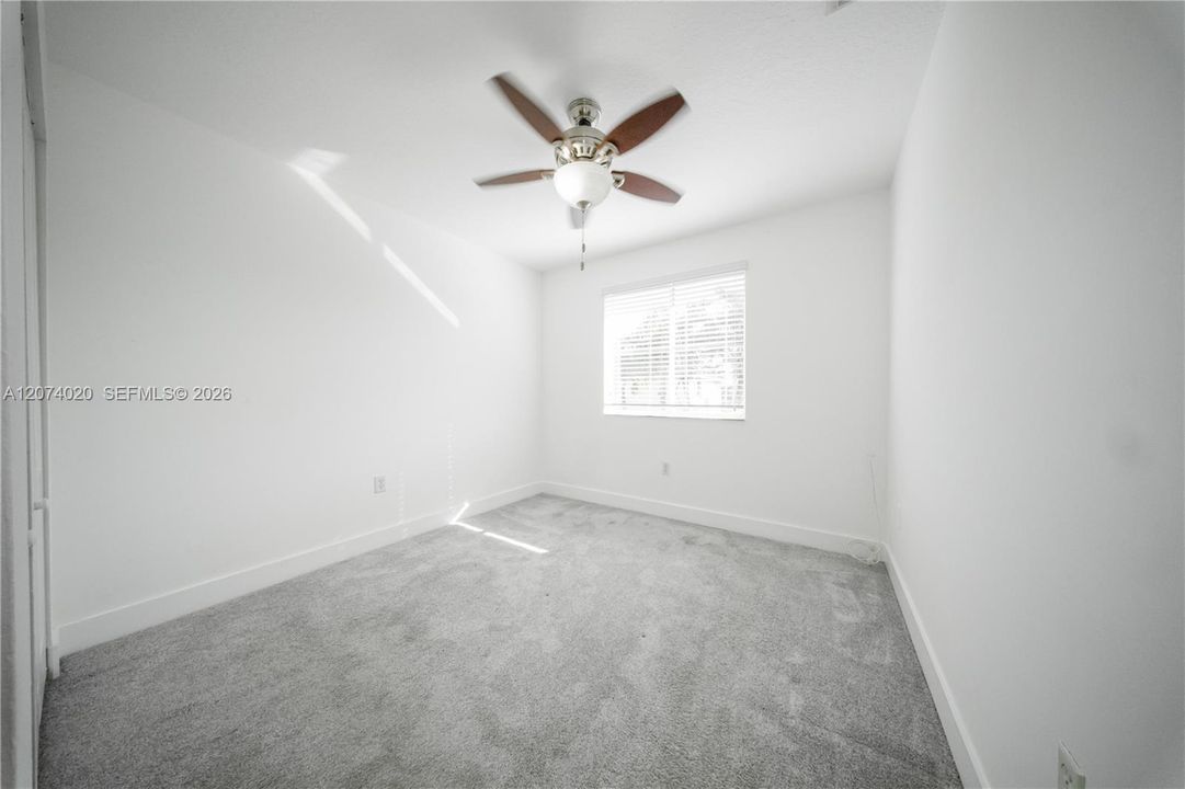 For Rent: $4,300 (4 beds, 2 baths, 1940 Square Feet)