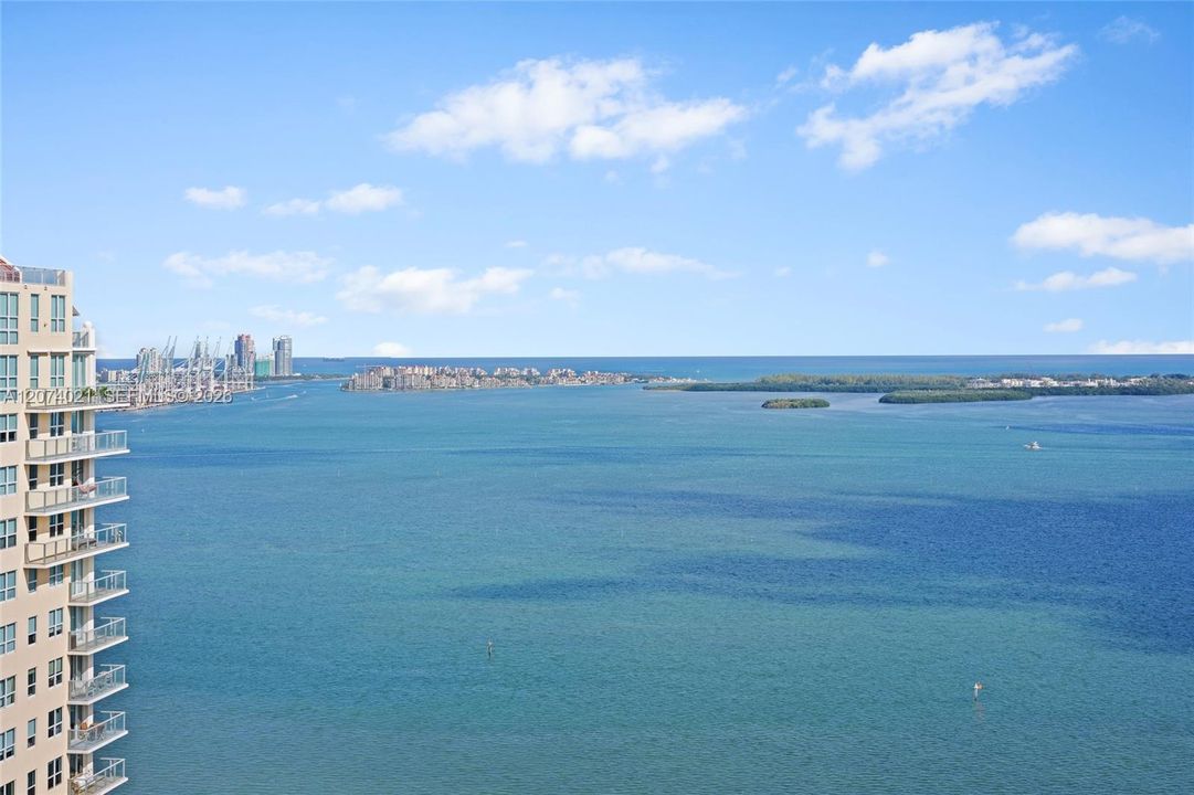 For Sale: $1,250,000 (3 beds, 2 baths, 1105 Square Feet)
