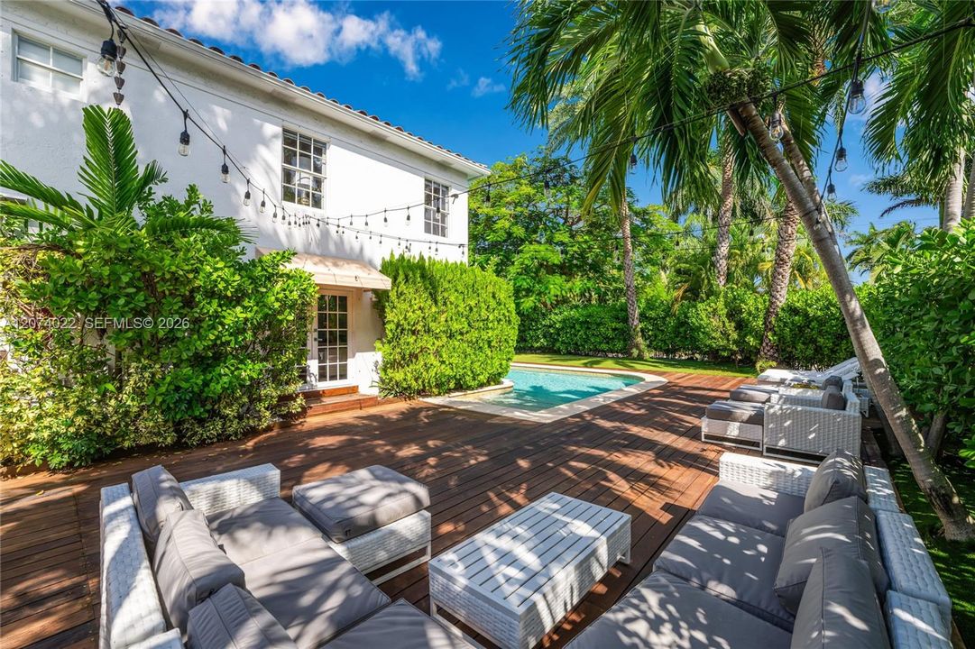 For Sale: $6,275,000 (5 beds, 4 baths, 3641 Square Feet)