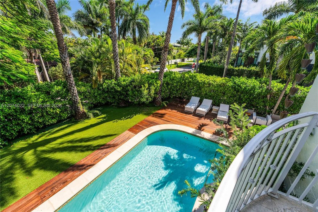 For Sale: $6,275,000 (5 beds, 4 baths, 3641 Square Feet)
