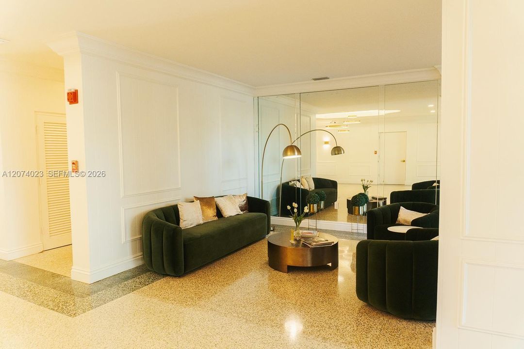 For Sale: $609,500 (2 beds, 2 baths, 1490 Square Feet)