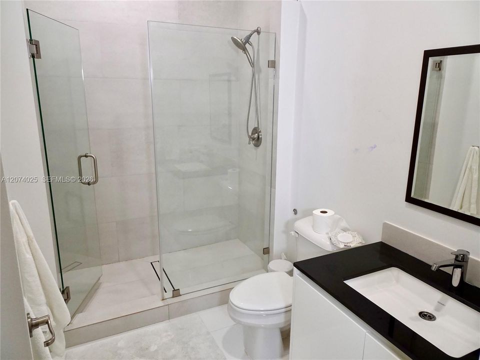 For Rent: $6,000 (4 beds, 2 baths, 2361 Square Feet)
