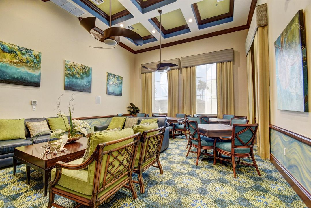 Restaurant Dining