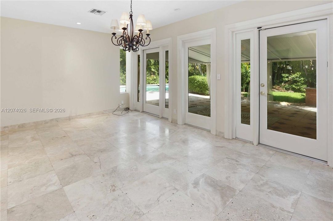 En Venta: $1,800,000 (3 camas, 2 baños, 2005 Pies cuadrados)