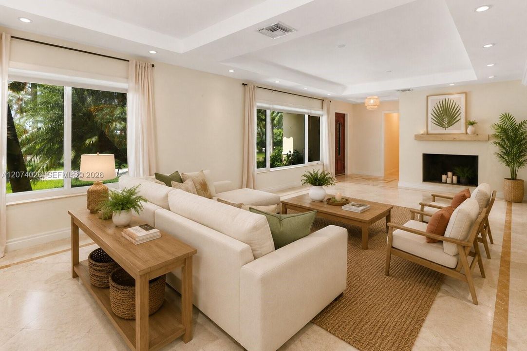 En Venta: $1,800,000 (3 camas, 2 baños, 2005 Pies cuadrados)