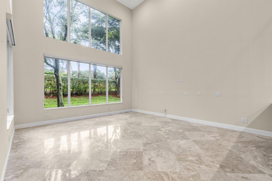 REMAX SLHG 6966 Great Falls Valenica Poi