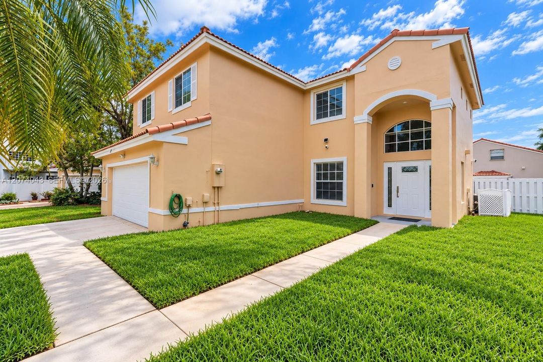 For Sale: $725,000 (4 beds, 2 baths, 2071 Square Feet)
