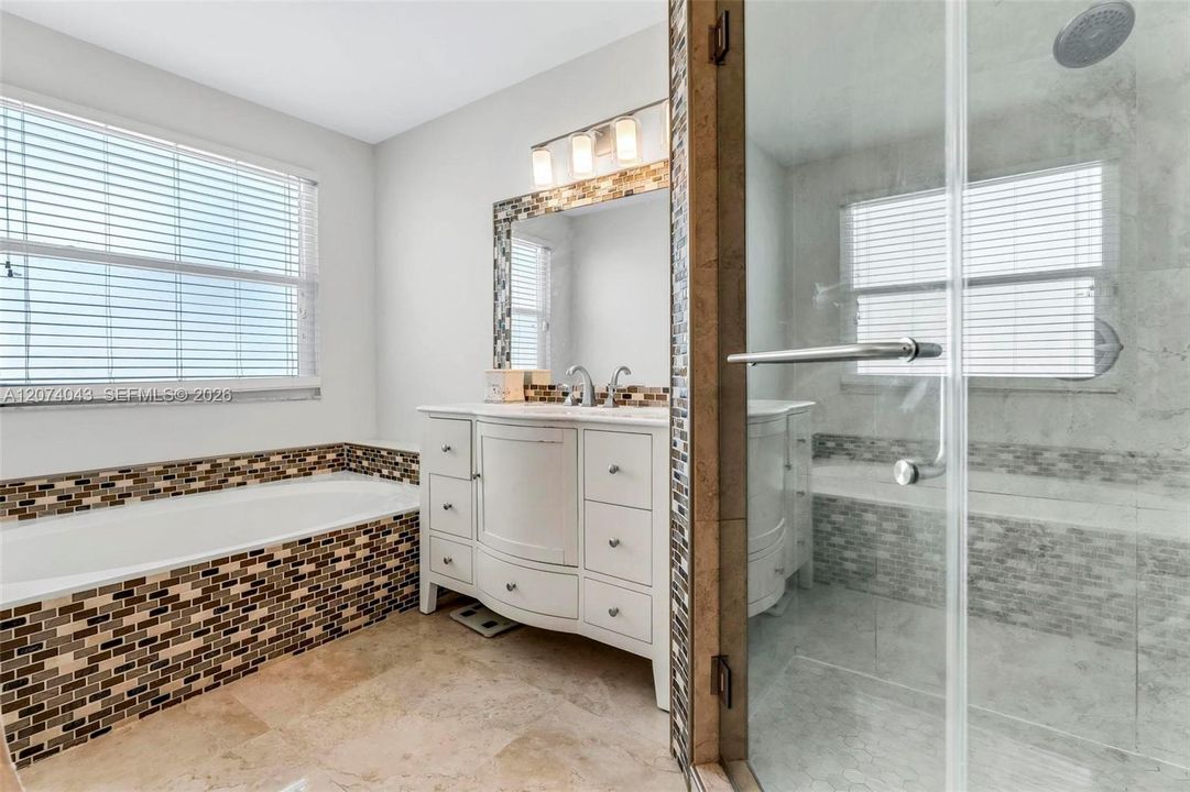 For Sale: $725,000 (4 beds, 2 baths, 2071 Square Feet)