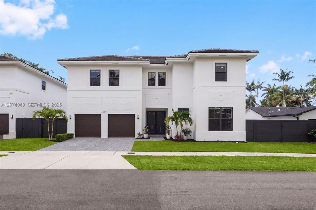 For Sale: $1,749,000 (5 beds, 5 baths, 3533 Square Feet)
