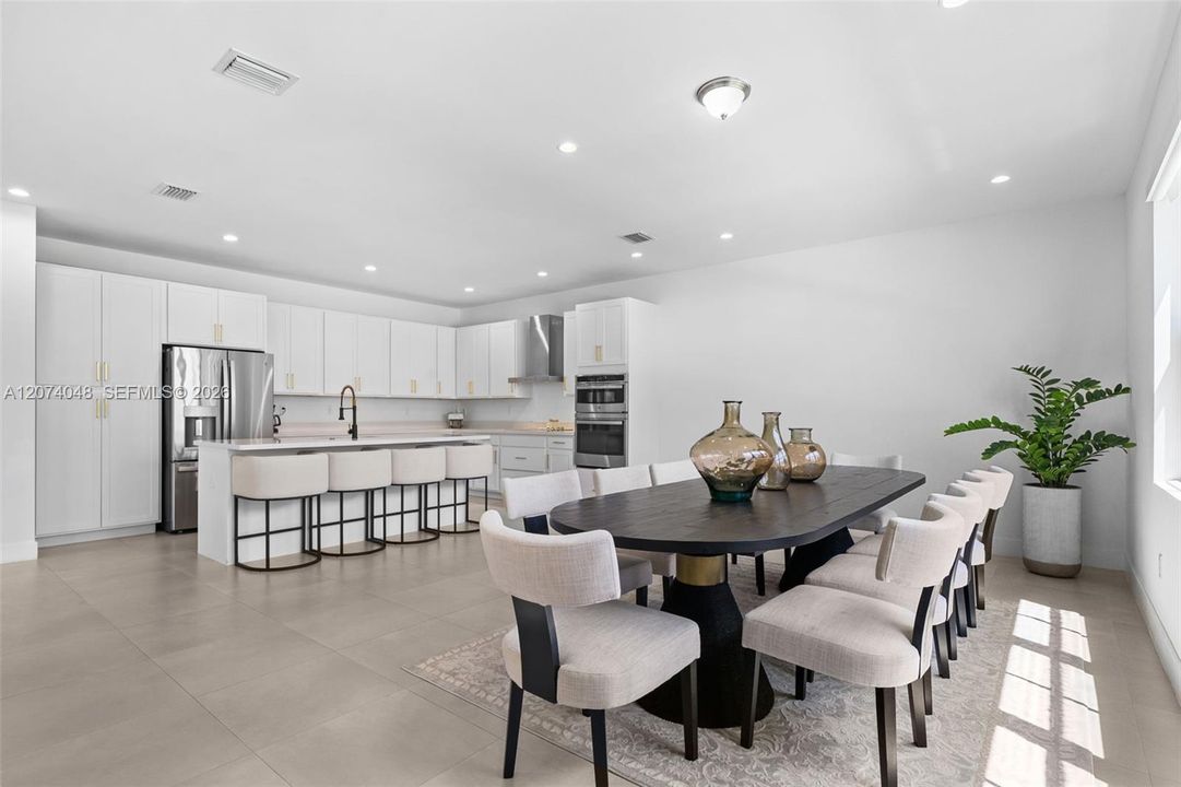 For Sale: $1,749,000 (5 beds, 5 baths, 3533 Square Feet)