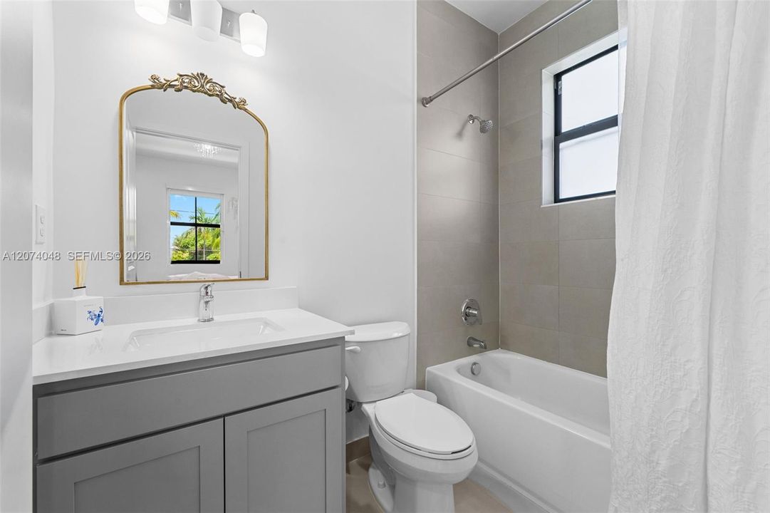 For Sale: $1,749,000 (5 beds, 5 baths, 3533 Square Feet)
