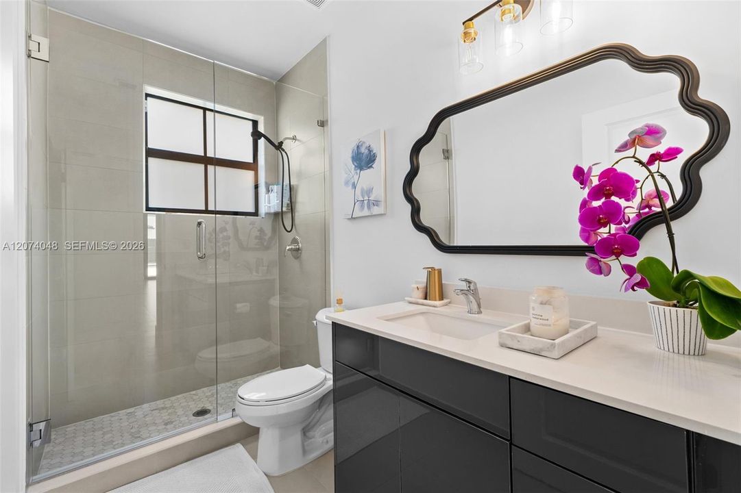 For Sale: $1,749,000 (5 beds, 5 baths, 3533 Square Feet)