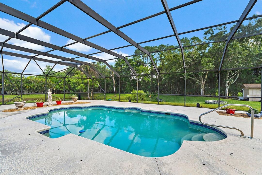 046-12395-153rdCtN-Pool