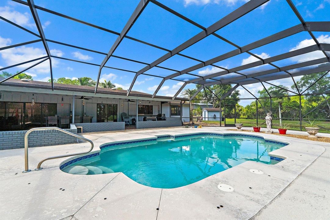 048-12395-153rdCtN-Pool