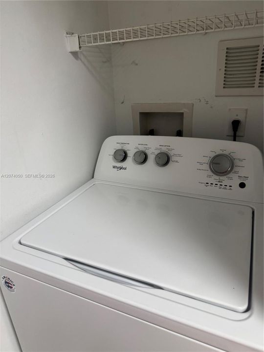 En Venta: $237,000 (1 camas, 1 baños, 898 Pies cuadrados)