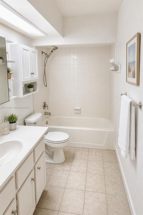 For Rent: $2,300 (3 beds, 2 baths, 960 Square Feet)