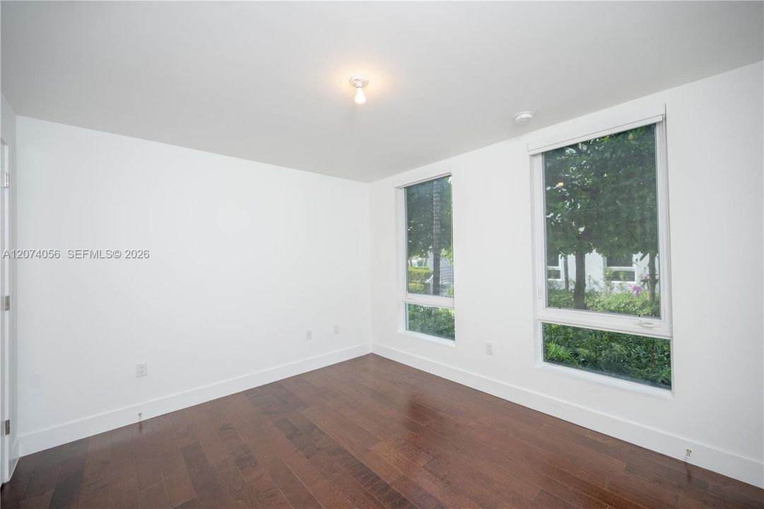 For Sale: $850,000 (4 beds, 3 baths, 2335 Square Feet)