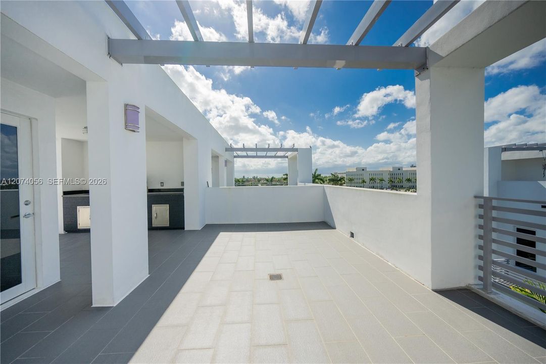 For Sale: $850,000 (4 beds, 3 baths, 2335 Square Feet)