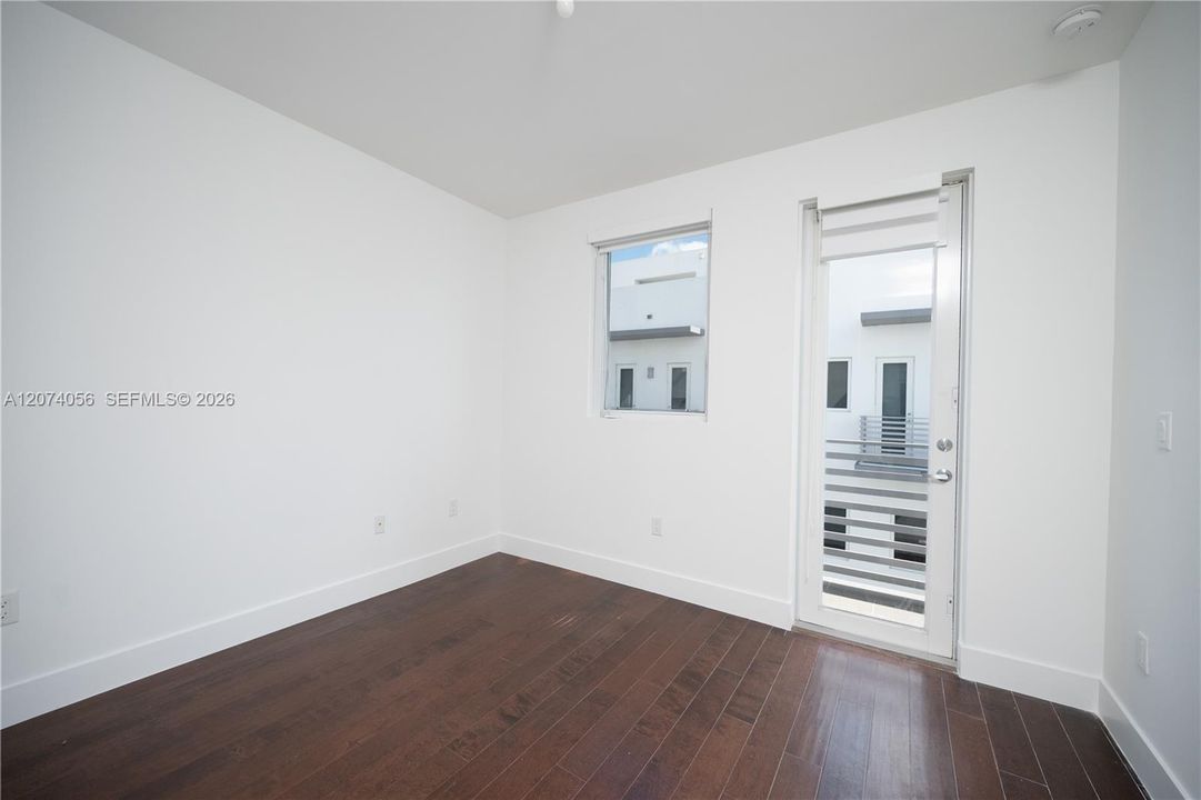 For Sale: $850,000 (4 beds, 3 baths, 2335 Square Feet)