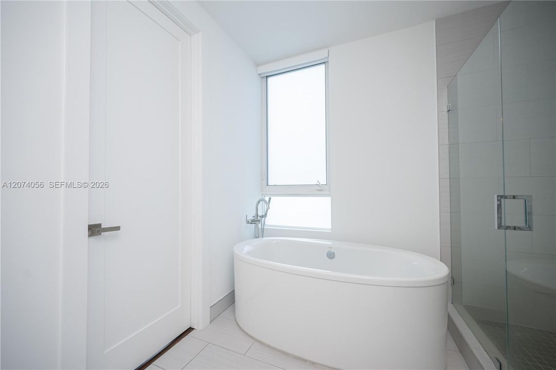 For Sale: $850,000 (4 beds, 3 baths, 2335 Square Feet)